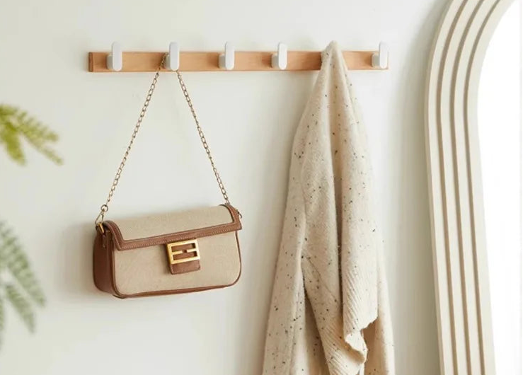 Wood Wall-Mounted Multifunctional Hanger – Elegant Organisation Made Simple