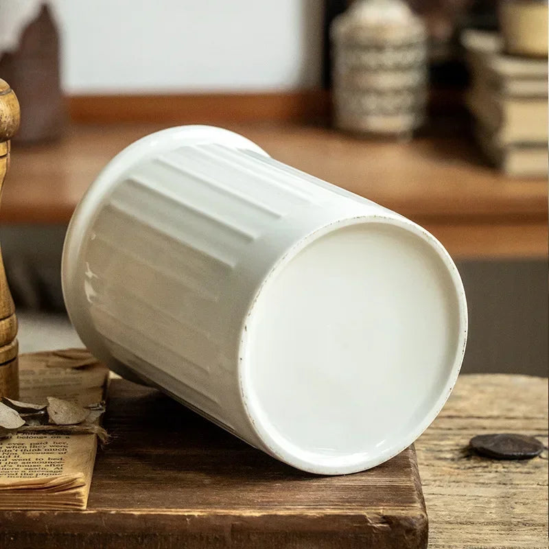 Elegant Ceramic Storage Jar for Tableware